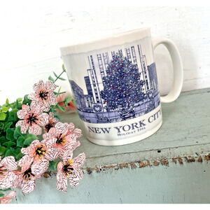 Starbucks HOLIDAY 2006 NEW YORK CITY Christmas Tree Mug 18 Oz Blueprint Series